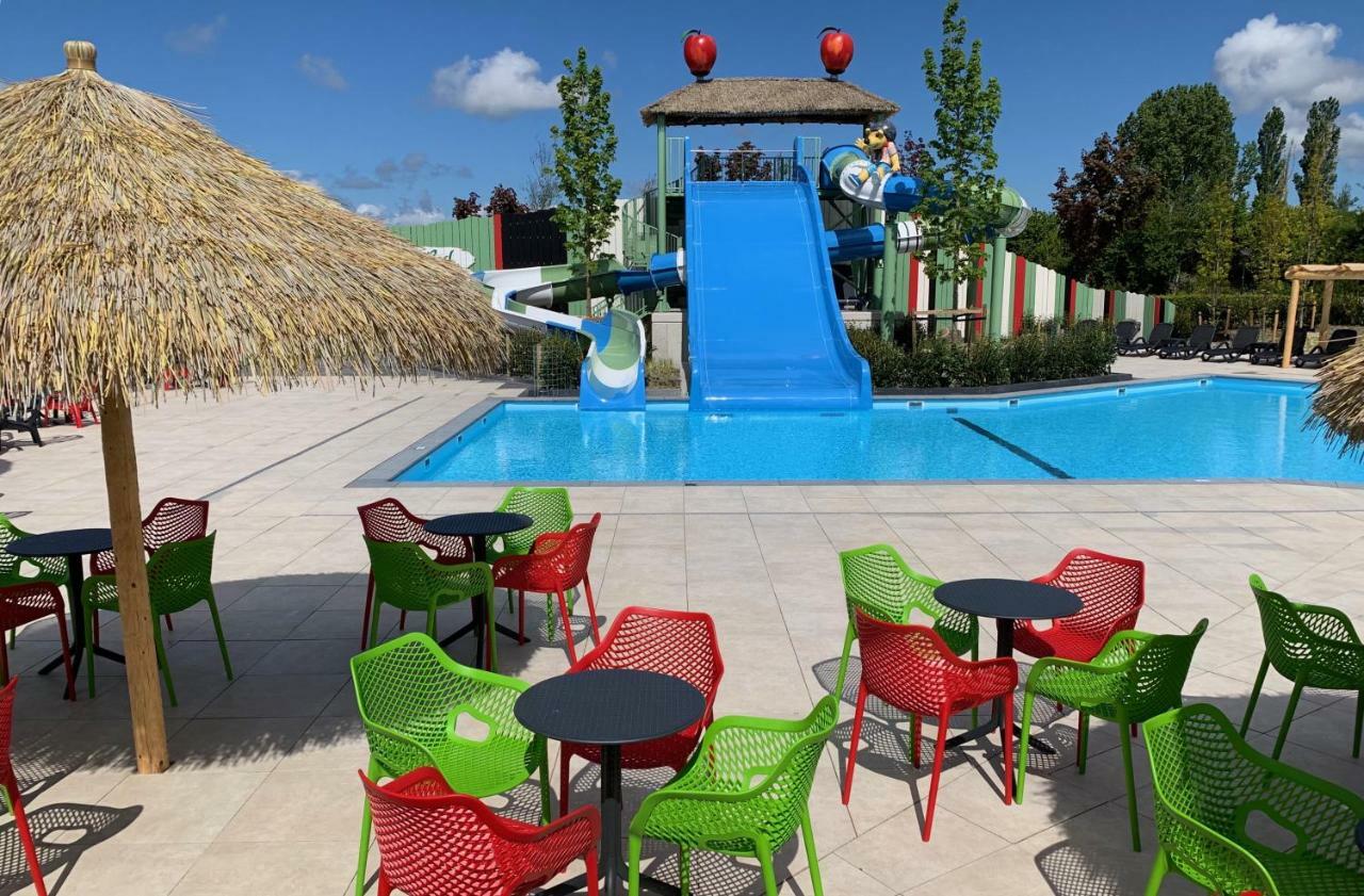 Campingpark De Bongerd Villa Tuitjenhorn Dış mekan fotoğraf